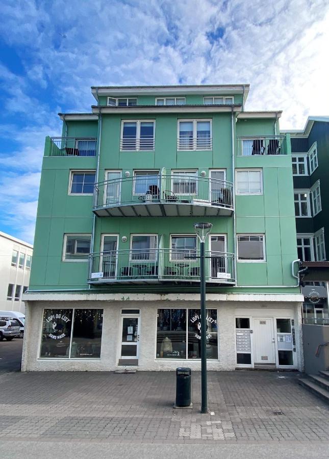Hafnarstraeti 100, Downtown Apartment Akureyri